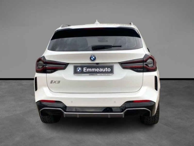 BMW iX3 usata a Lecce (4)