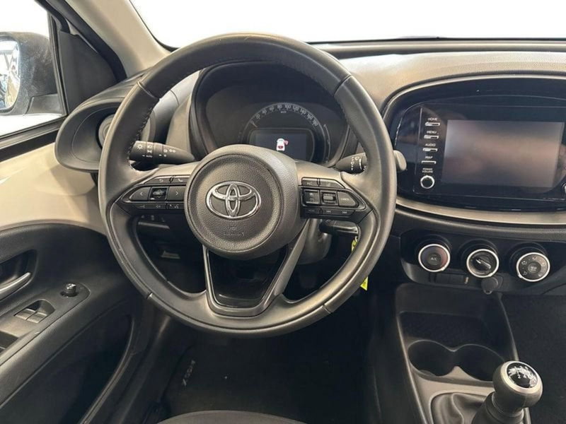 Toyota Aygo X usata a Prato (10)