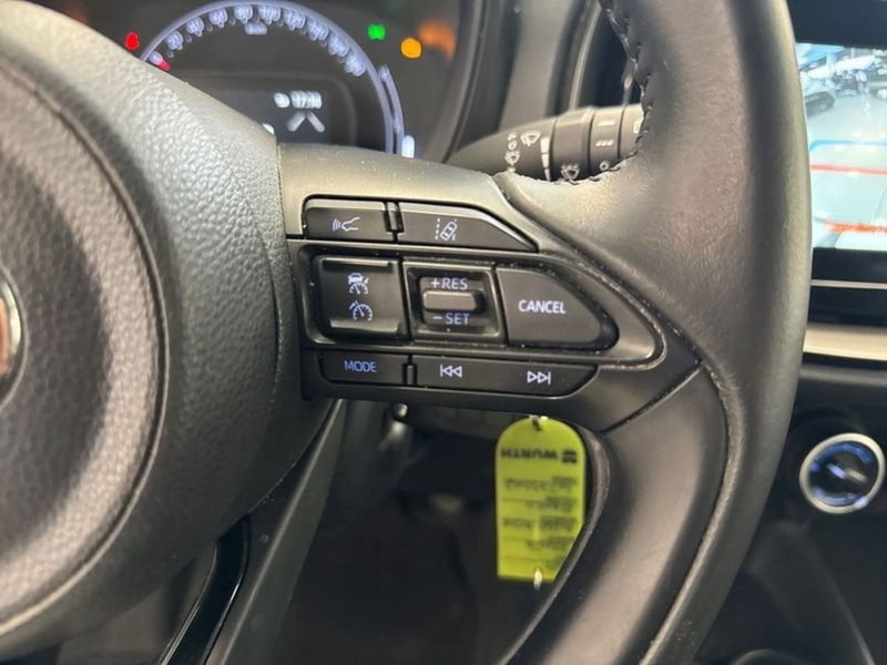 Toyota Aygo X usata a Prato (19)