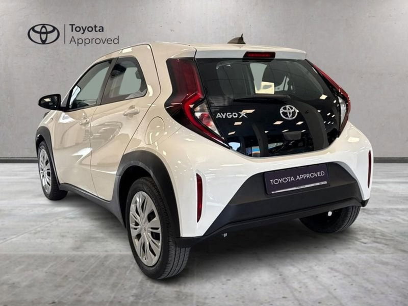 Toyota Aygo X usata a Prato (6)