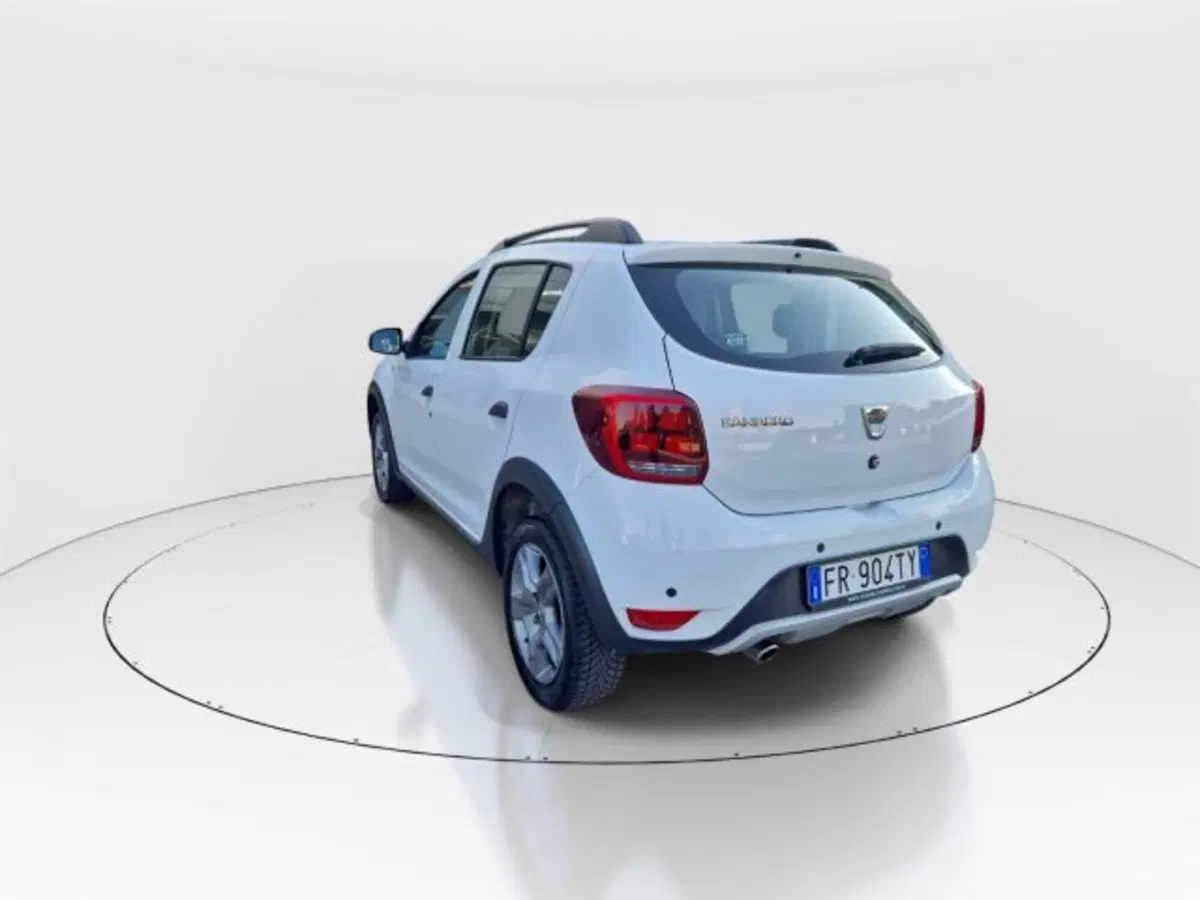 Dacia Sandero usata a Modena (6)