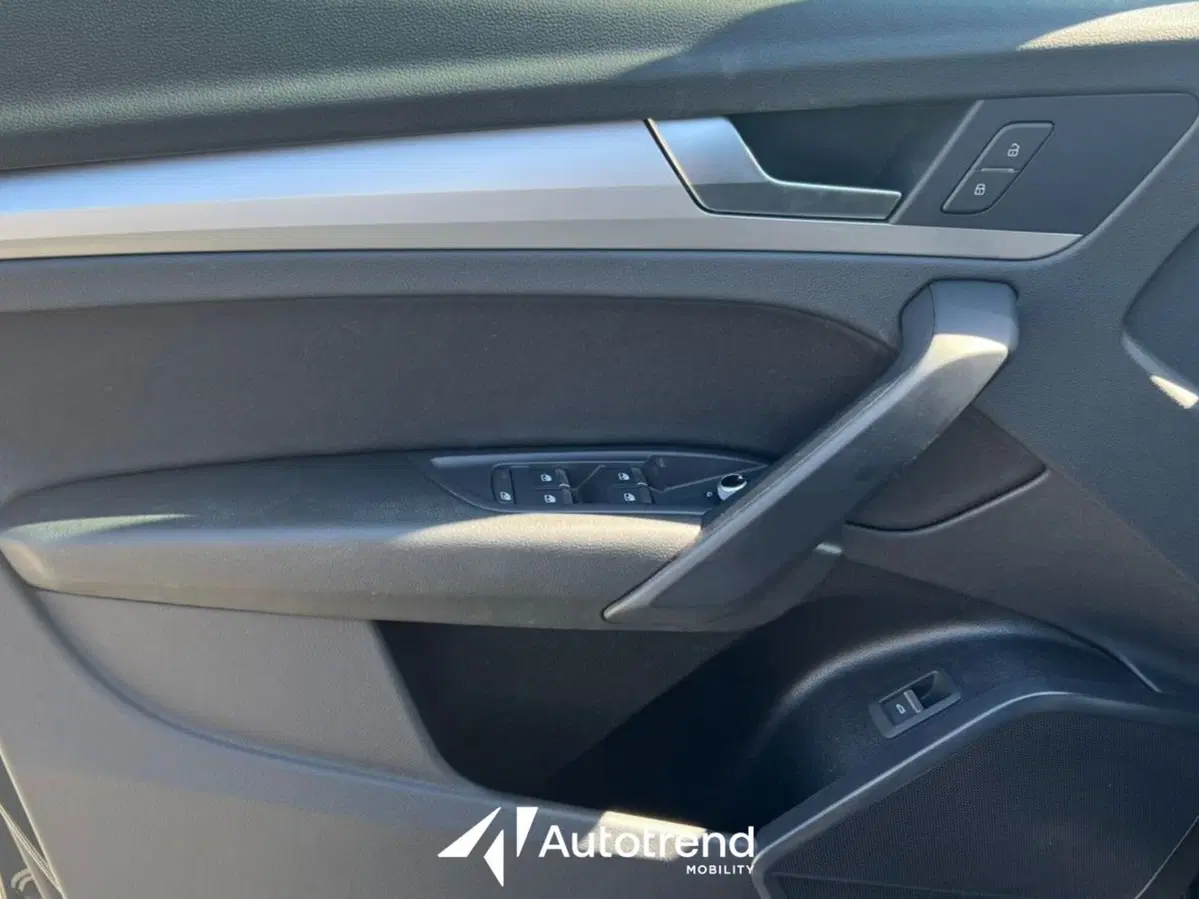 Audi Q4 Sportback usata a Bari (18)