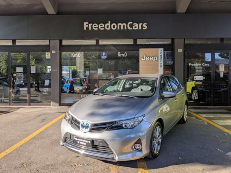 Toyota Auris usata a Parma (2)