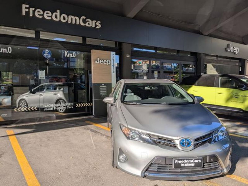 Toyota Auris usata a Parma (4)