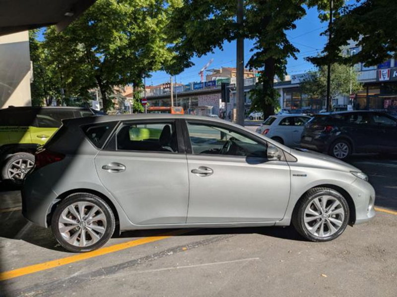Toyota Auris usata a Parma (5)