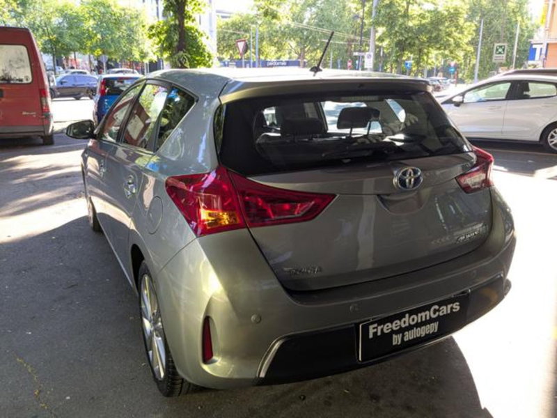Toyota Auris usata a Parma (7)
