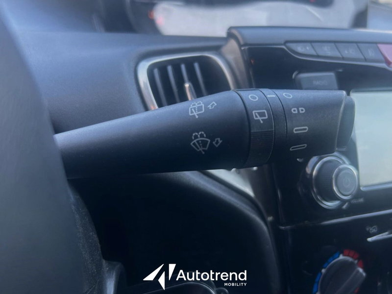 Lancia Ypsilon usata a Bari (10)