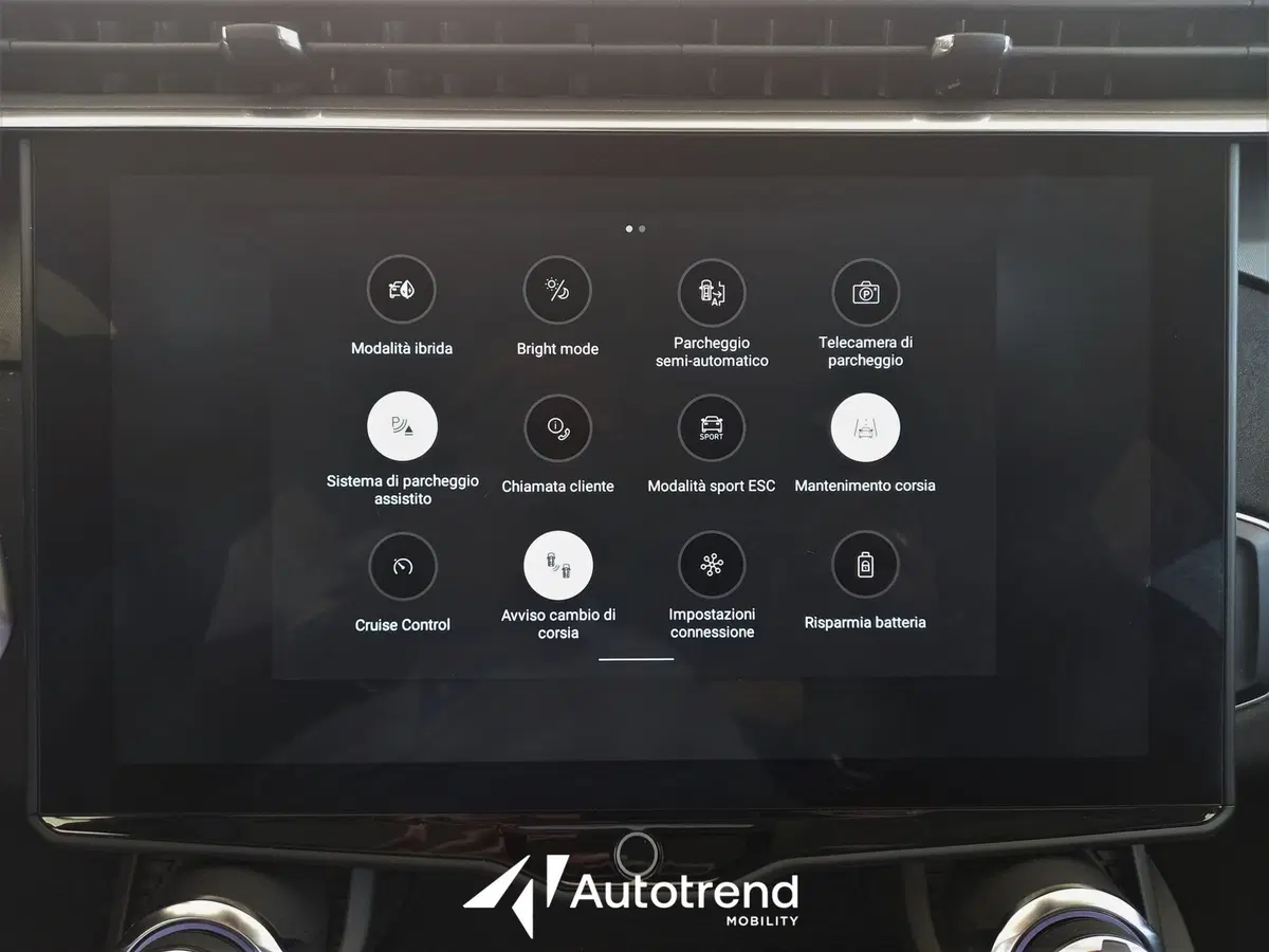 Lynk & Co 01 usata a Bari (16)