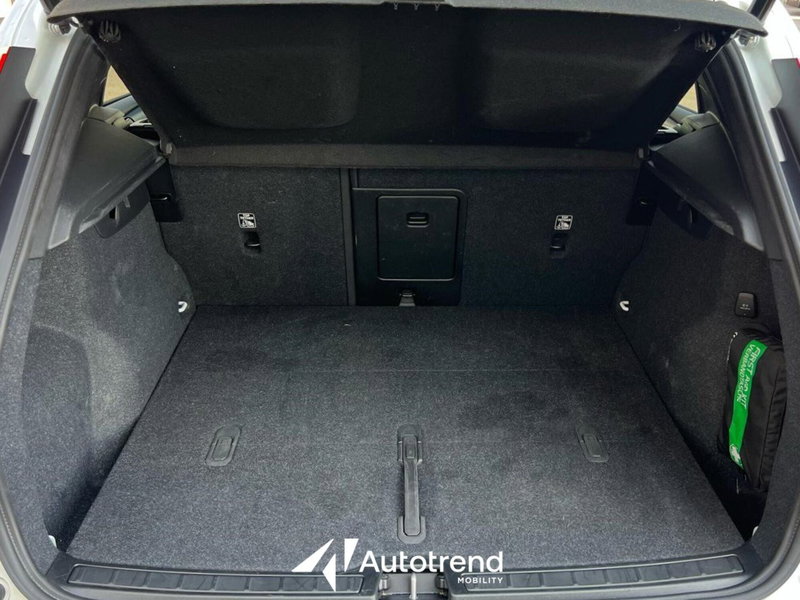 Volvo XC40 usata a Bari (15)