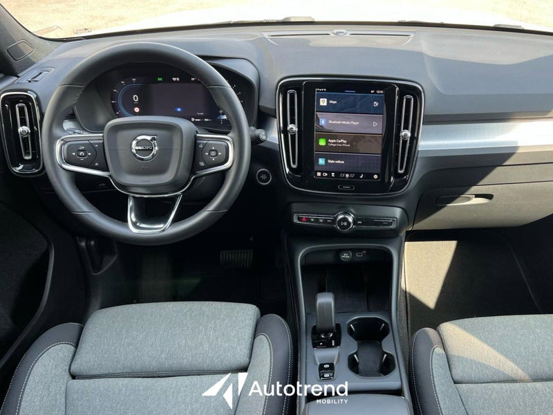 Volvo XC40 usata a Bari (7)