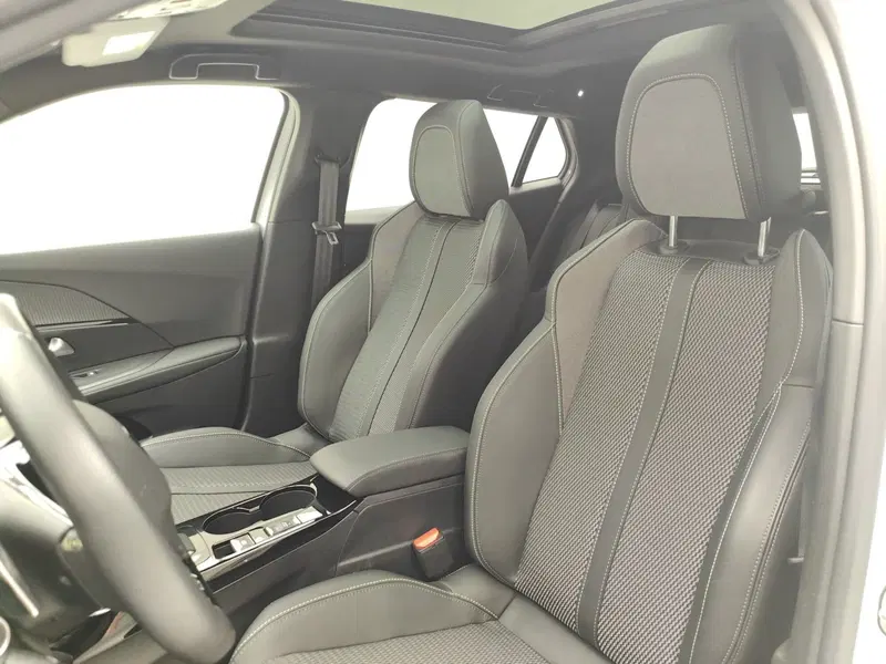 Peugeot 2008 usata a Como (12)