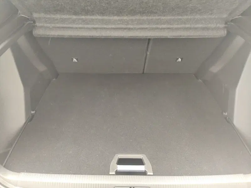 Peugeot 2008 usata a Como (17)