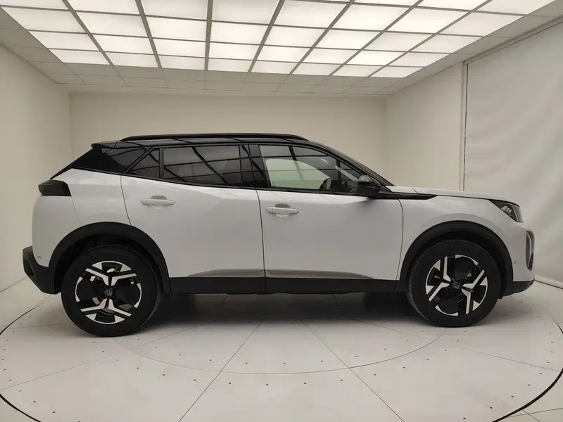Peugeot 2008 usata a Como (19)