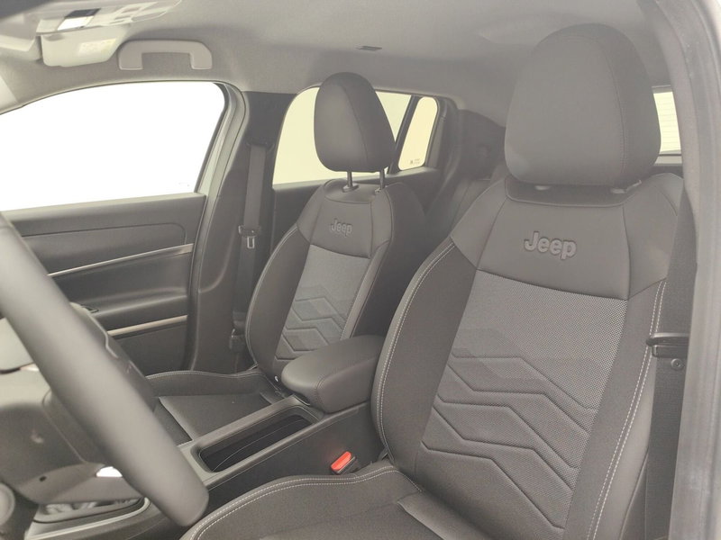 Jeep Avenger usata a Como (12)
