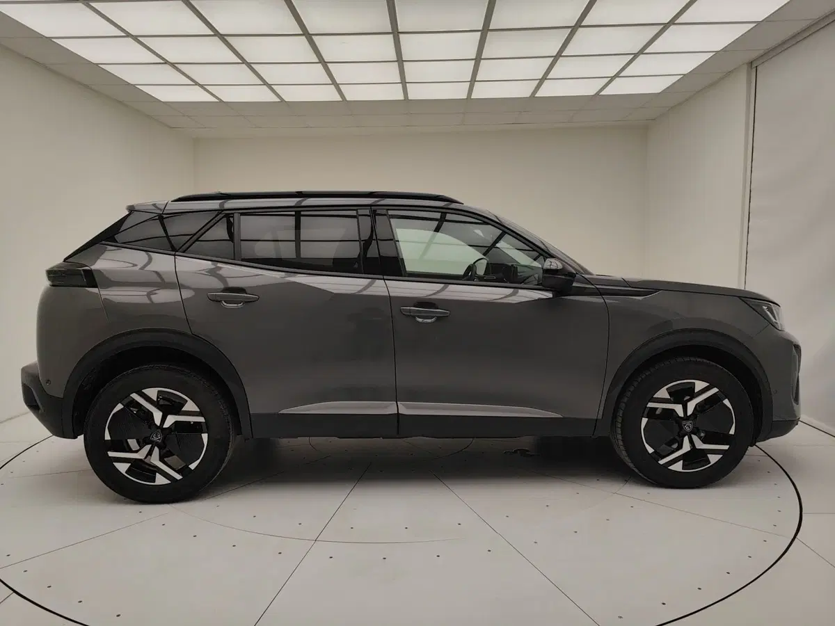 Peugeot 2008 usata a Como (19)