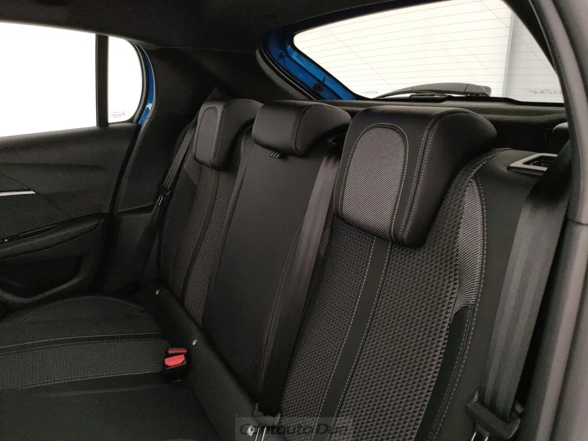 Peugeot 208 usata a Caserta (17)