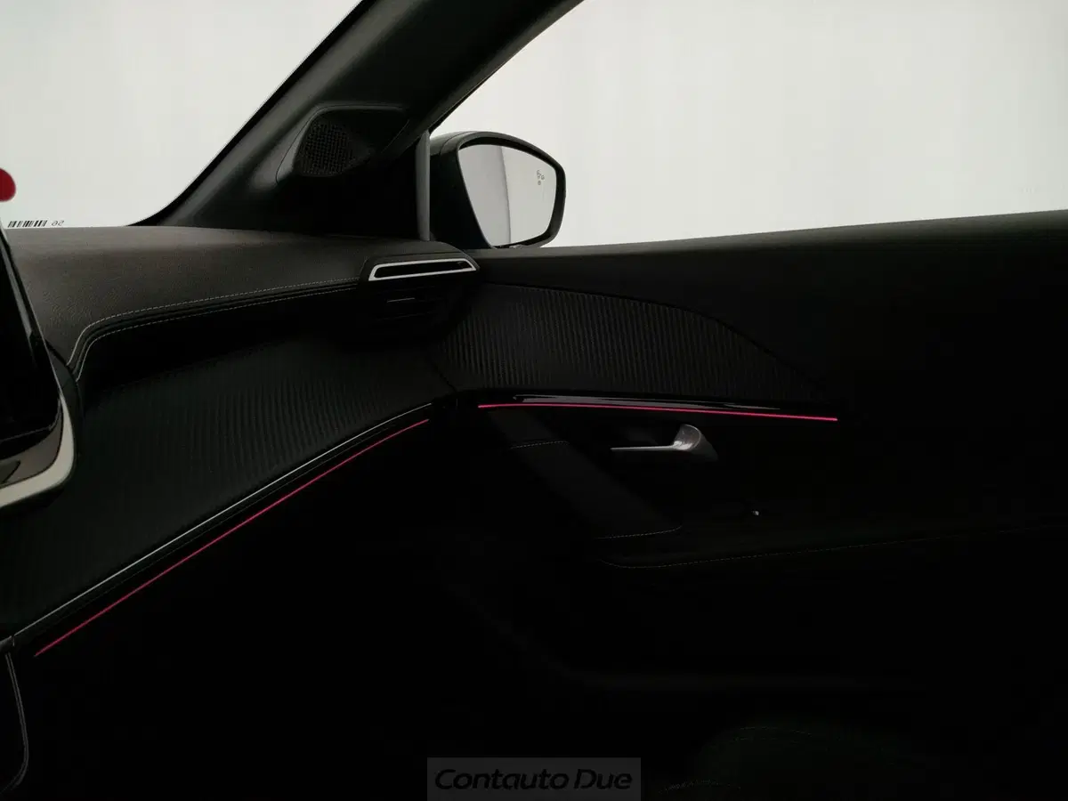 Peugeot 208 usata a Caserta (18)