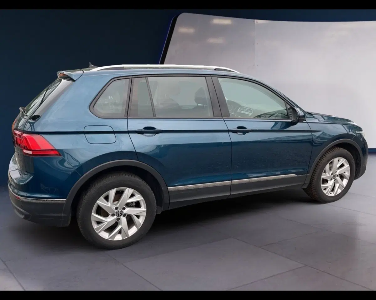 Volkswagen Tiguan usata a Torino (12)