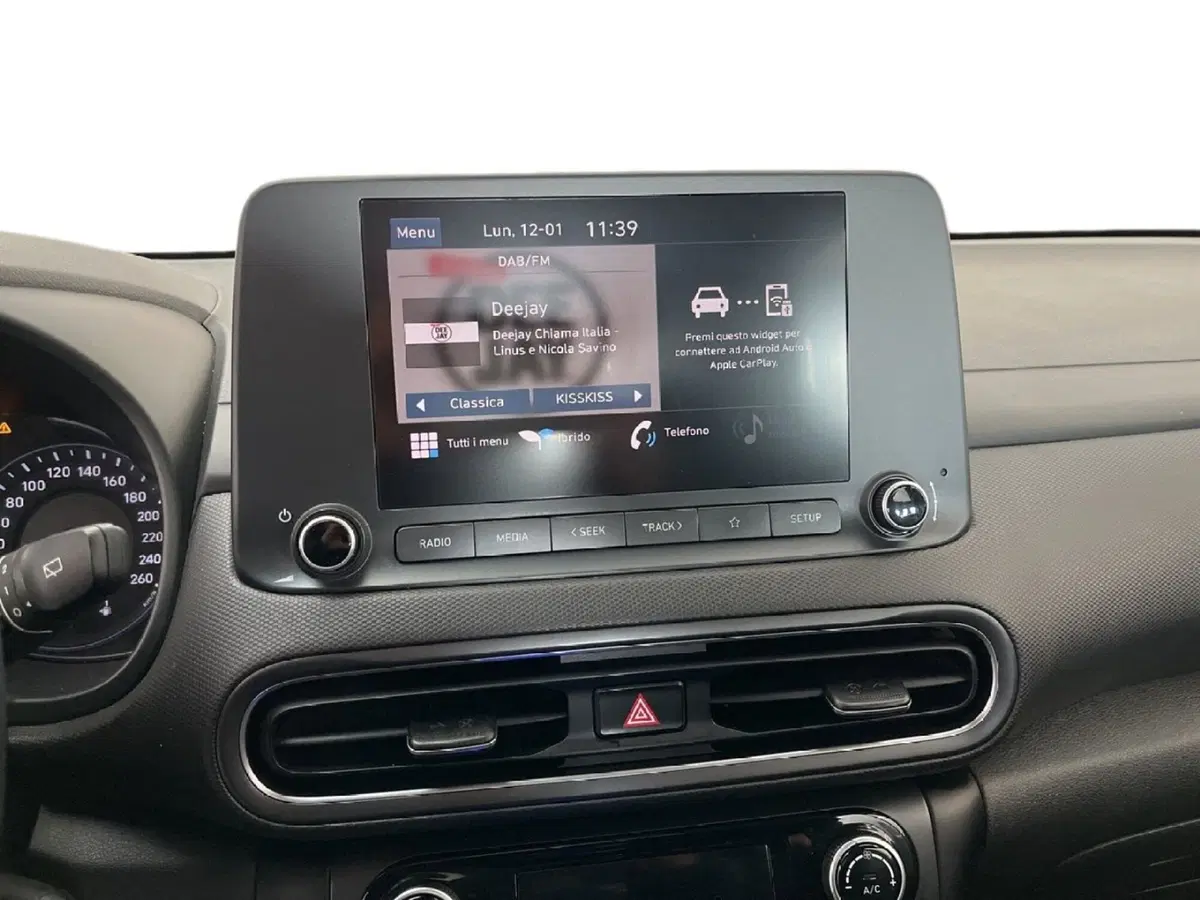 Hyundai Kona usata a Torino (14)