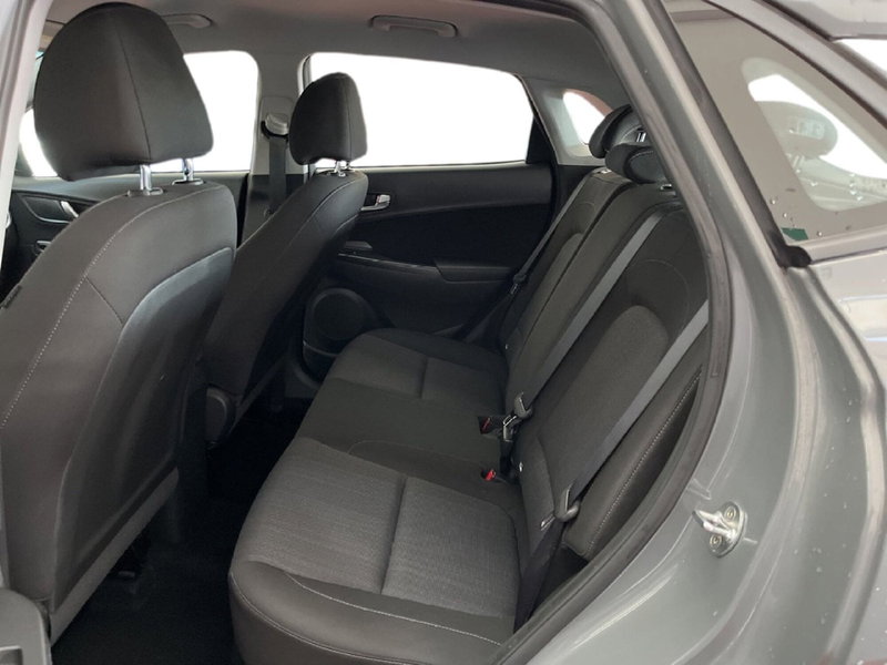 Hyundai Kona usata a Torino (9)