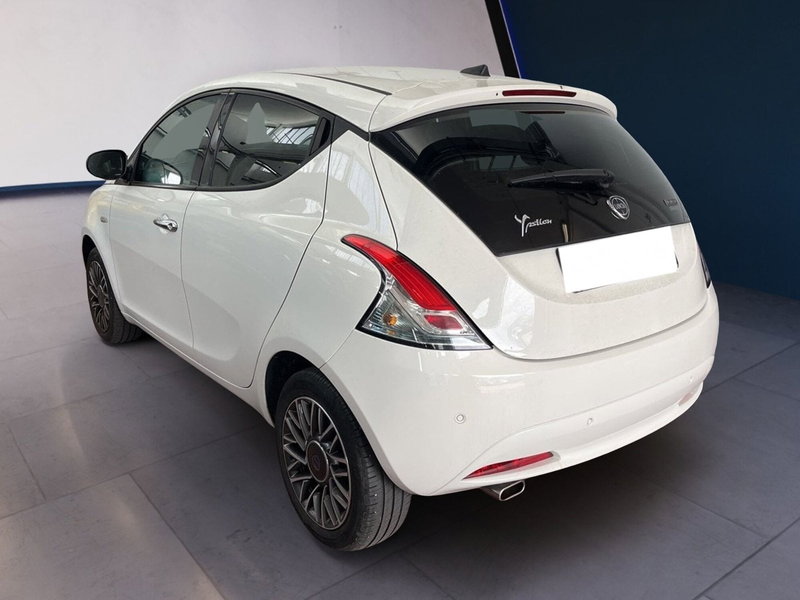 Lancia Ypsilon usata a Torino (4)