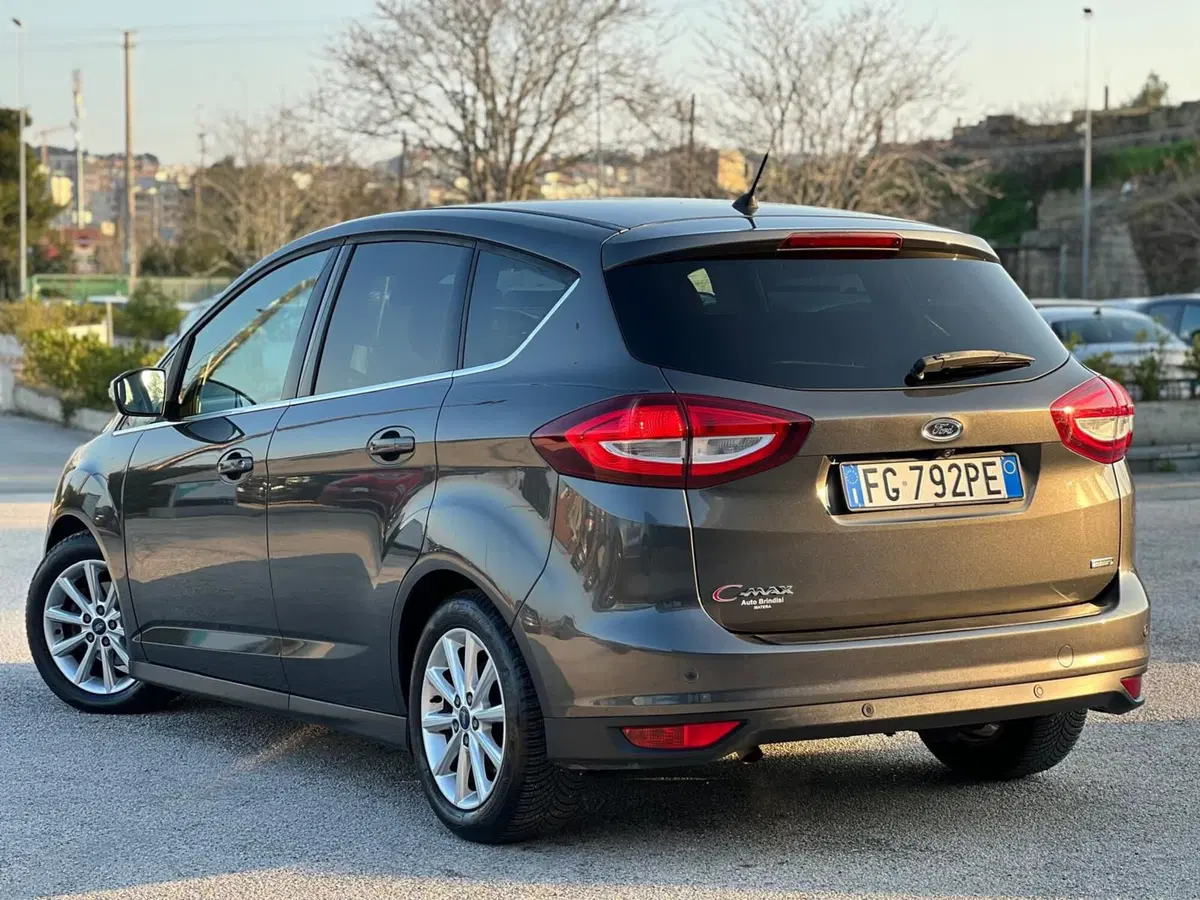 Ford C-Max usata a Matera (11)