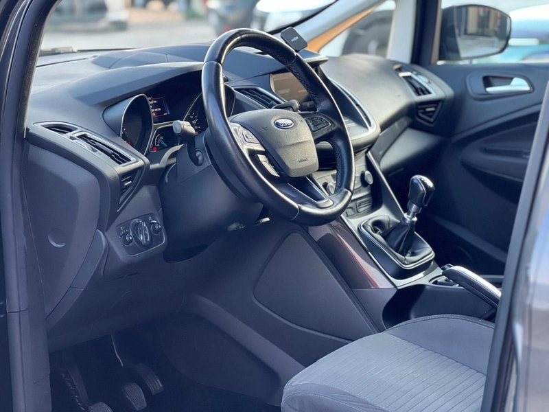 Ford C-Max usata a Matera (17)
