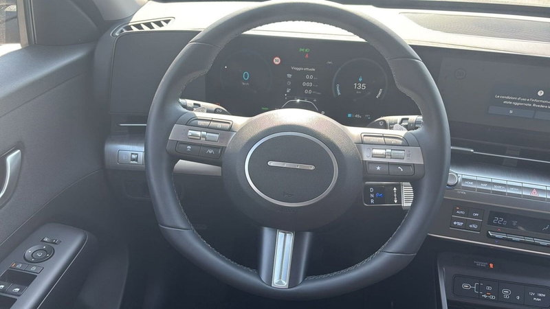 Hyundai Kona nuova a Lucca (11)