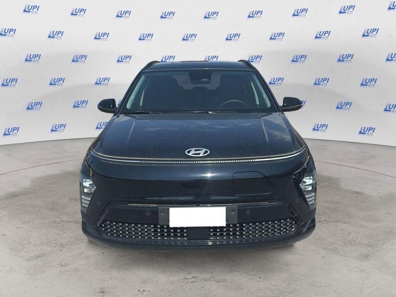 Hyundai Kona nuova a Lucca (2)