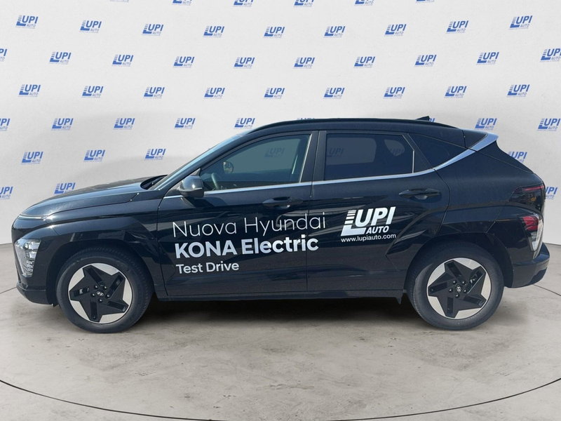 Hyundai Kona nuova a Lucca (3)