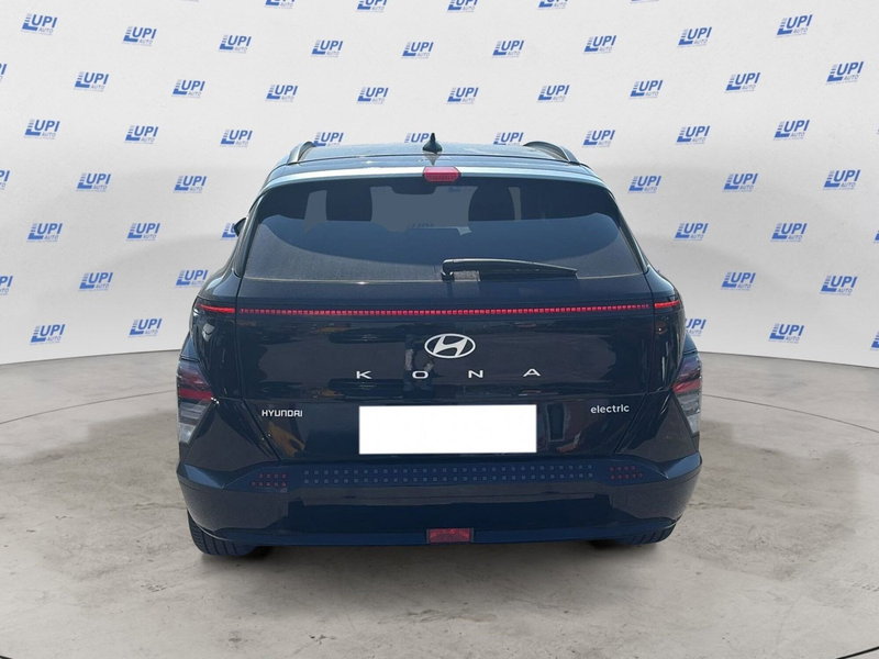 Hyundai Kona nuova a Lucca (5)
