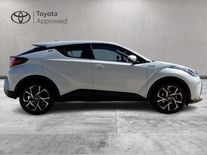 Toyota Toyota C-HR usata a Cagliari (5)