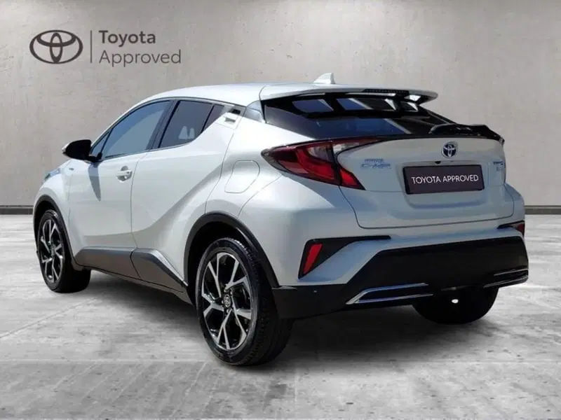 Toyota Toyota C-HR usata a Cagliari (6)