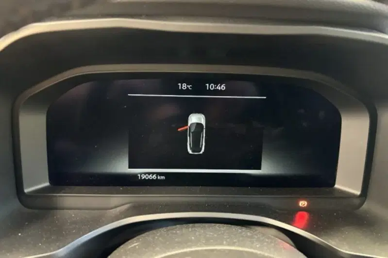 Nissan Qashqai usata a Latina (13)