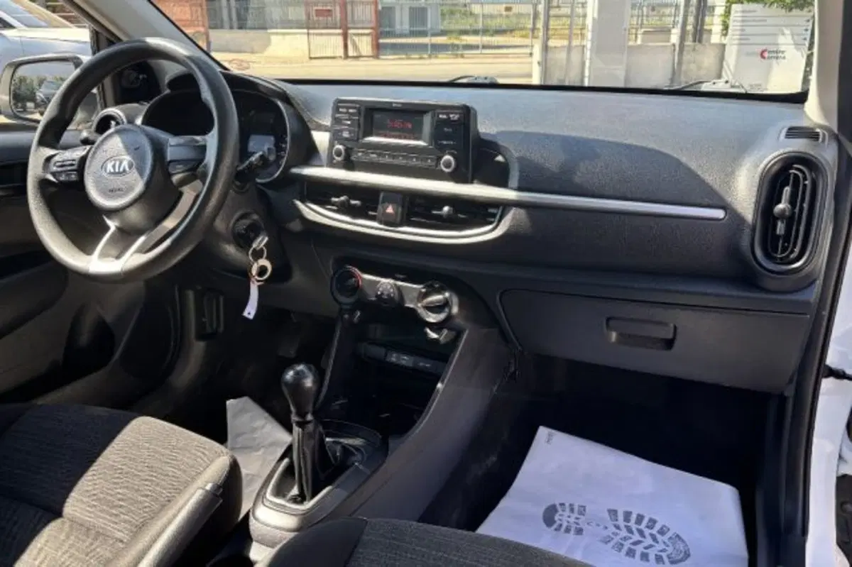 Kia Picanto usata a Latina (9)