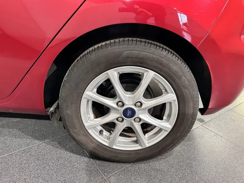 Ford Fiesta usata a Milano (7)