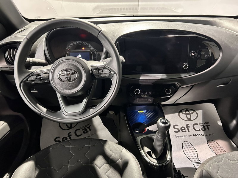 Toyota Aygo X usata a Milano (10)