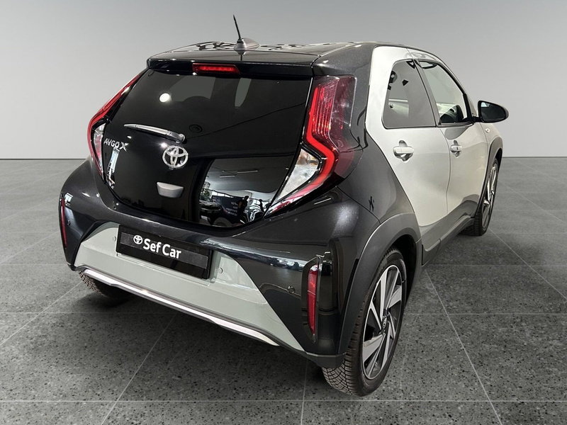 Toyota Aygo X usata a Milano (4)