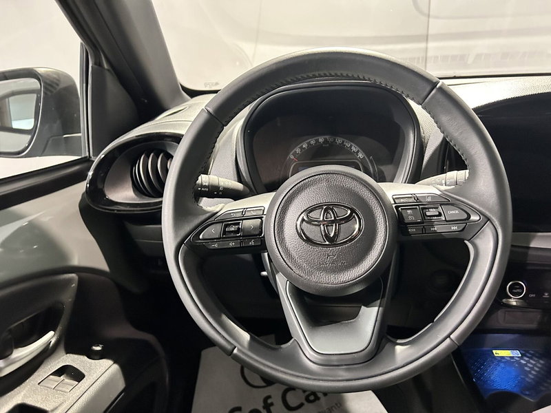 Toyota Aygo X usata a Milano (8)