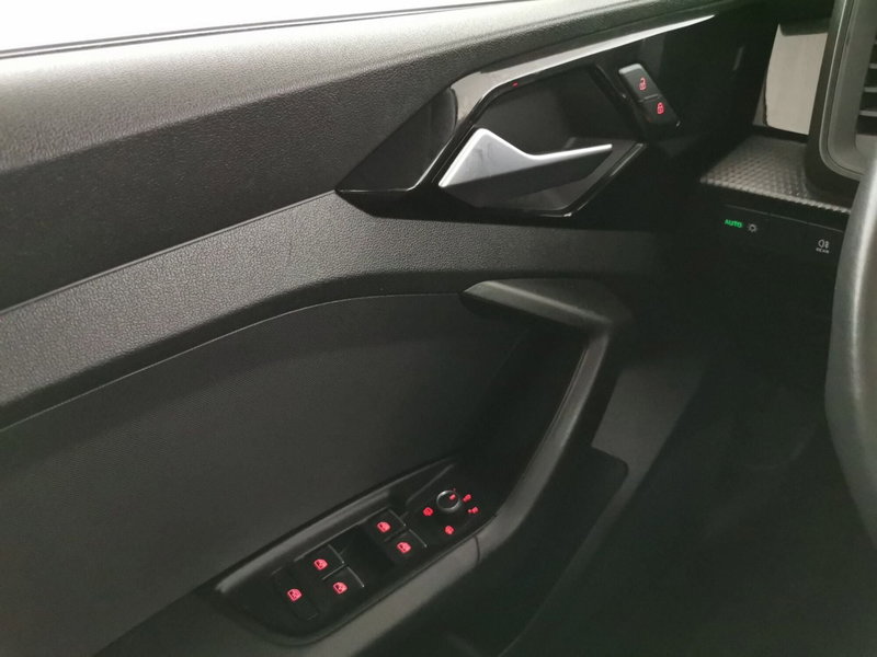 Audi A1 allstreet usata a Chieti (18)