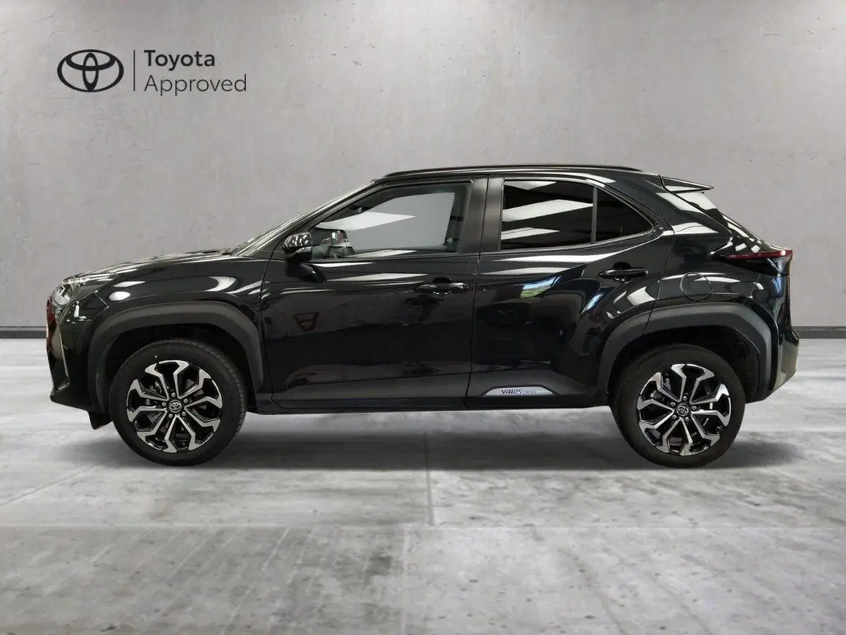 Toyota Yaris Cross usata a Frosinone (3)