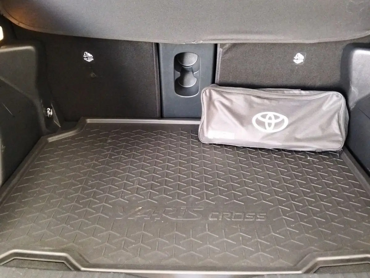 Toyota Yaris Cross usata a Frosinone (6)