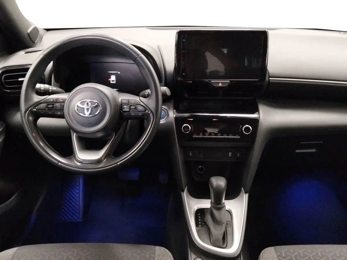 Toyota Yaris Cross usata a Frosinone (8)