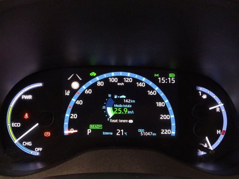 Toyota Yaris Cross usata a Frosinone (9)