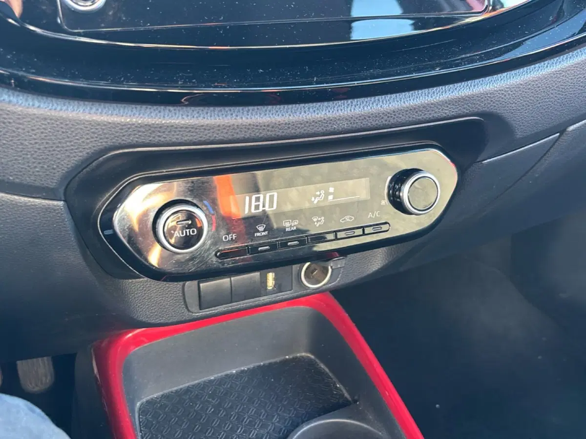 Toyota Aygo X usata a Bologna (14)