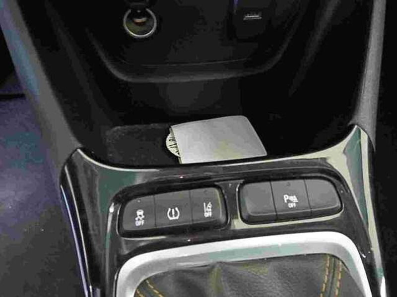 Opel Crossland X usata a Pesaro-Urbino (14)