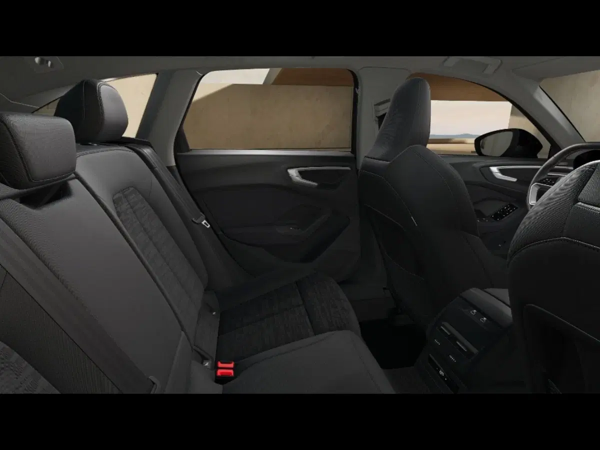 Audi A5 Avant nuova a Pisa (10)