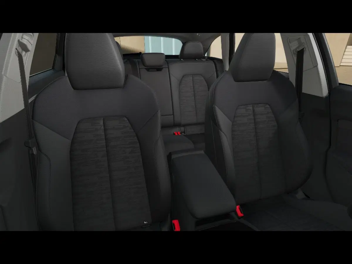 Audi A5 Avant nuova a Pisa (11)