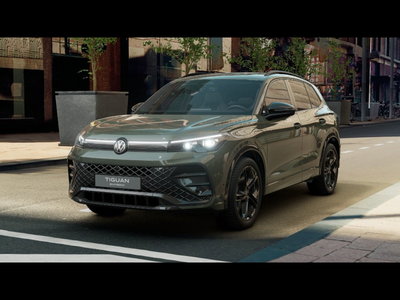 Volkswagen Tiguan 1.5 tsi ehybrid R-Line 204cv dsg nuova a Tavarnelle Val di Pesa