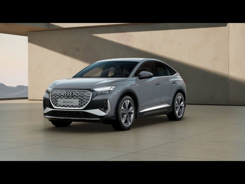 Audi Q4 Sportback nuova a Firenze